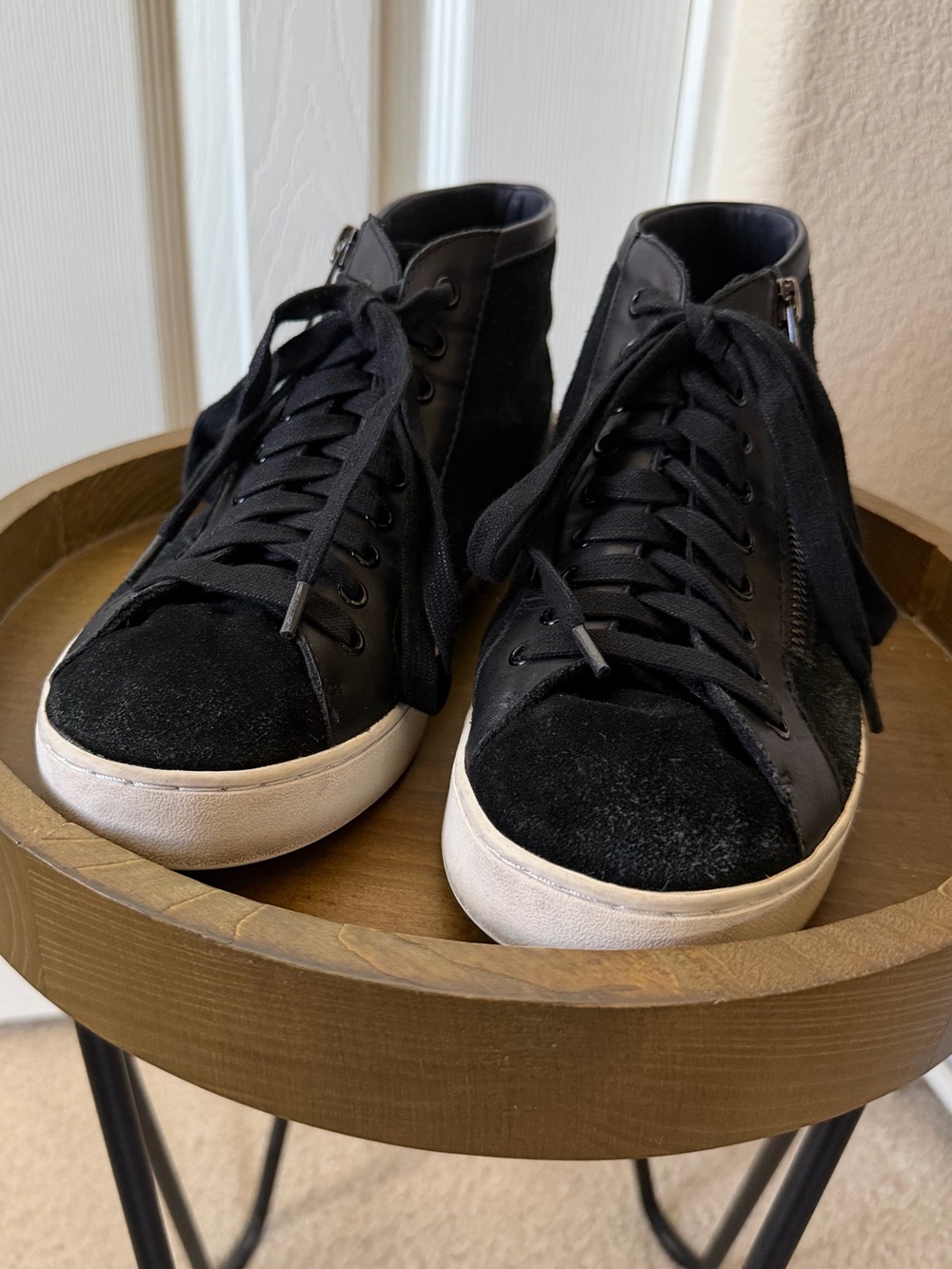 Vionic Splendid Torri Black Leather Suede High Top Sneakers Size 8.5